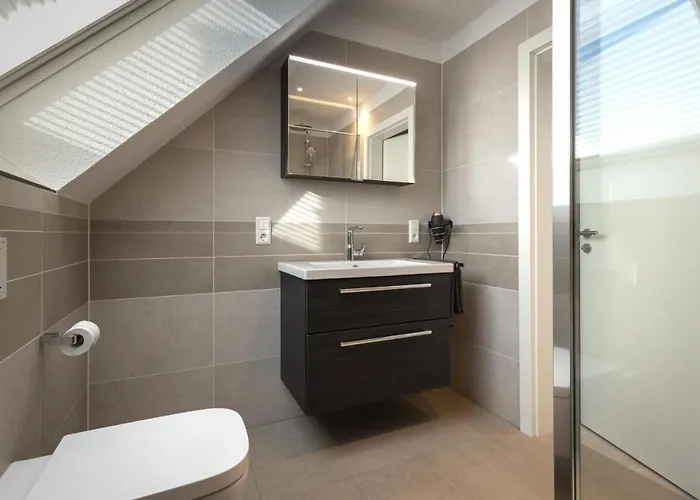 Apartament Binnen Un' Buten